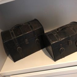 Decor luggage