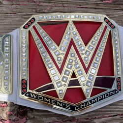 WWE Wrestling Belt / Raw Women’s Belt