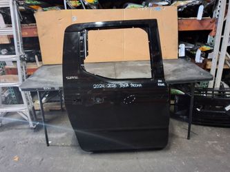 2024-2025-2026 TOYOTA TACOMA RIGHT SIDE REAR DOOR OEM USED #12383