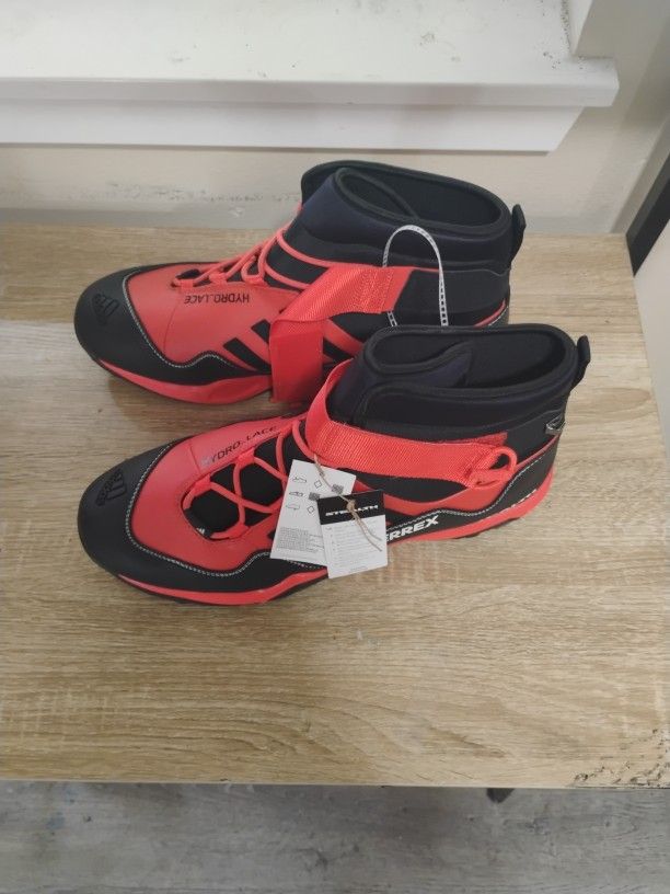 Adidas Terrex Stealth