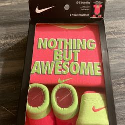 0-6 Month Nike Bodysuit, Cap, And Booties