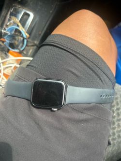 Apple Watch SE