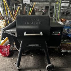 Traeger Wood Pellet BBQ Grill