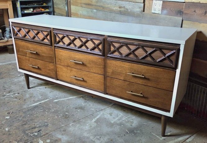 FREE DELIVERY! Mid-Century Dresser