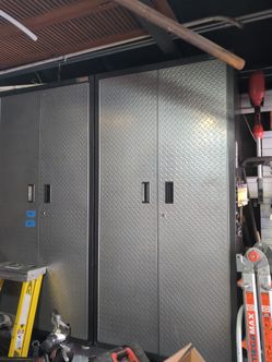 Gladiator Steel Garage Storage Cabinet