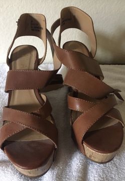 Brown wedges size 10