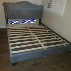 BRAND NEW QUEEN PLATFORM BED FRAME ONLY $179