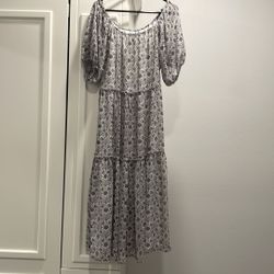 Lucy Paris size Medium paisley print lined dress.