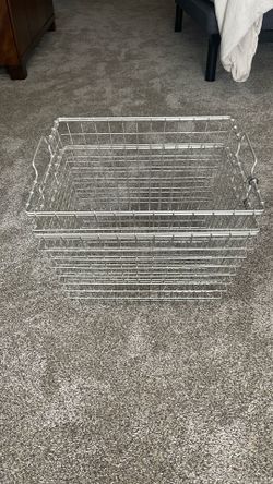 Metal wire baskets