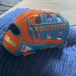 Baseball Glove 