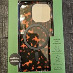 Kate Spade New York Apple iPhone 15 Pro Protective Case with MagSafe 