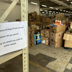 Warehouse sale up to 70%off