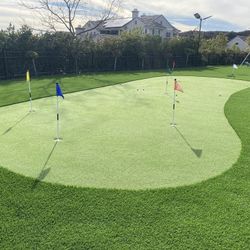 Putting Green $1995 (260 Sqft)