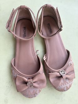 Girls Micheal Kors Flats