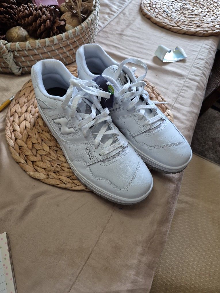 New Balance 550 Shoes
