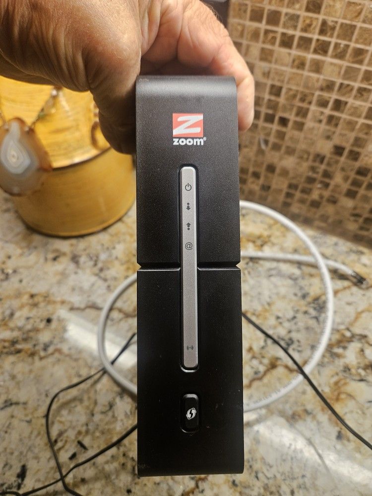 Zoom 5363 Internet Wireless WiFi Router Modem.