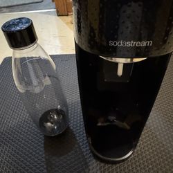 SodaStream Fizzi Sparkling Water Maker