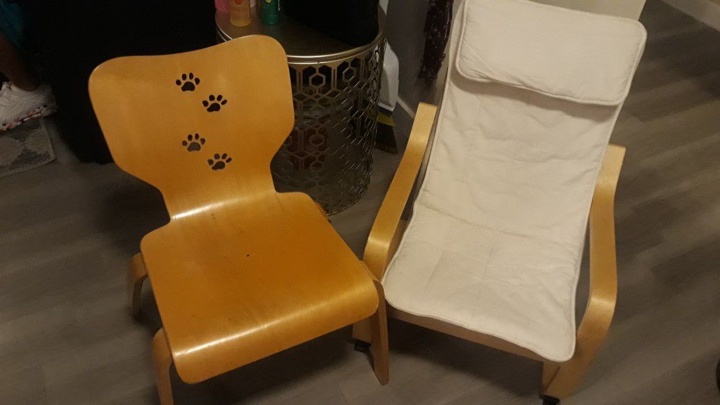 2 toddler kid baby chairs