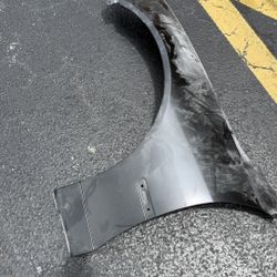 00-05 lexus is300 front left fender 