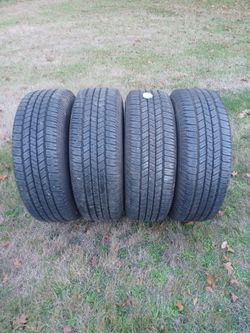 LT 265/70/18 Goodyear Wrangler SR-A tires
