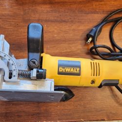 DEWALT (DW682) PLATE JOINER *USED*