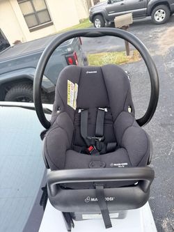 Maxi-Cosi Mico 30 Carseat with Base