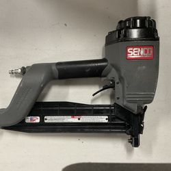 Senior SNS-45 construction nailer