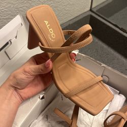 Aldo Heels Size 7