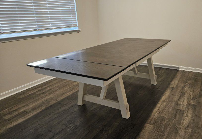 New Expandable Dining Table