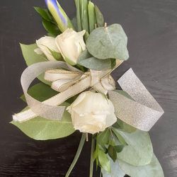 Wrist Corsage - Real Flowers