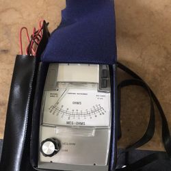 AMPROBE analog MEGGER