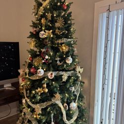9.5ft Christmas Tree With Ornaments And Lights Multi Color Or White Various Patterns