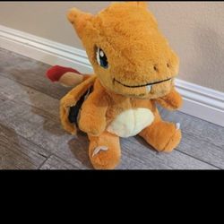 Fury Medium Charizard Plushie Pokémon