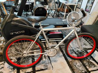 Old School Diamond Back Beach Cruiser 26 inch great condition