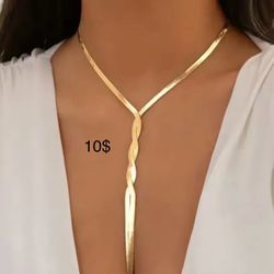 Elegant Snack Necklace 