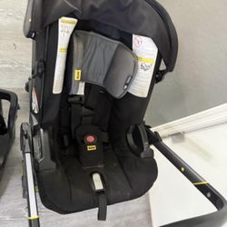 Doona Car seat/stroller 