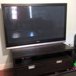 60in Tv With Stand
