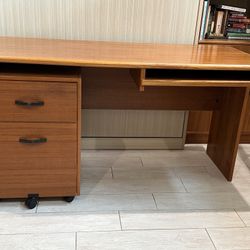 Desk With Rolling File Cabinet