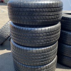 255/50R19 Marca Goodyear En Perfectas Condiciónes De Vida 