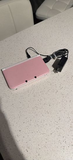 Nintendo ds XL pink/white