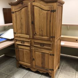 armoire , Solid Wood