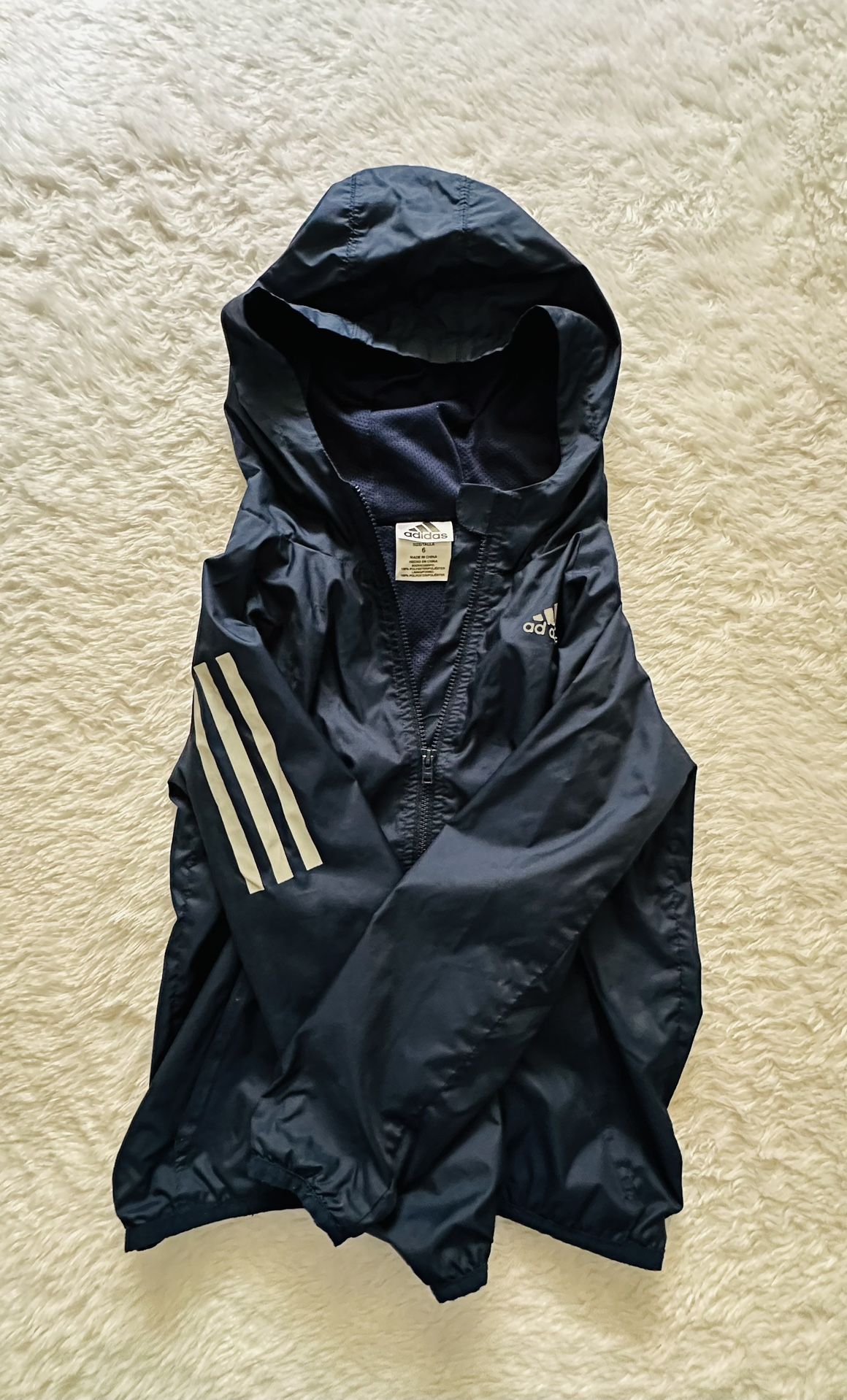 ADIDAS Boys Windbreaker. Size 6