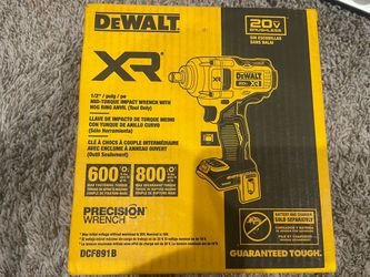 Dewalt 20v xr 1/2 mid torque Impact wench tool only