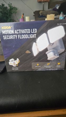 Motion Activated LED Security Floodlight NIB