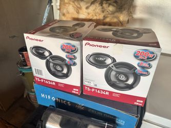 Pioneer Speakers