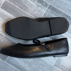 Torrid Square Toe Mary Jane Flat 10(WW)
