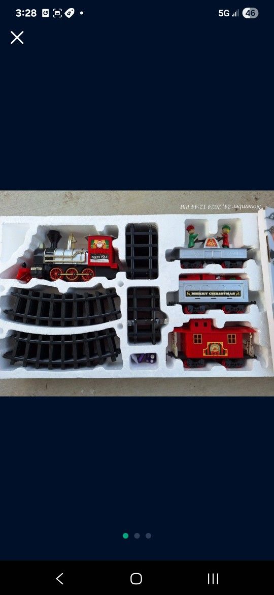 Christmas around The Tree Train