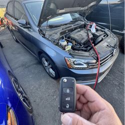 Car Keys/Fobs/Llaves De Autos 