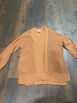 Women’s cardigan sweater size small by Univetsal Thread #21