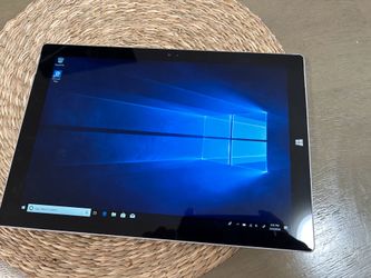 MICROSOFT SURFACE PRO 5 (1796)✔m3-7Y30U ✔128GB ✔4GB RAM ✔12.3"Wins 10/11✔ Silver